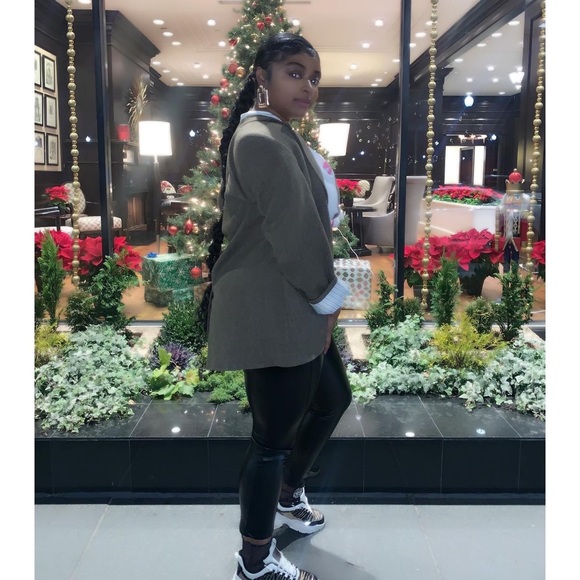 Meet your Posher, Teaysia - Picture 7 of 16